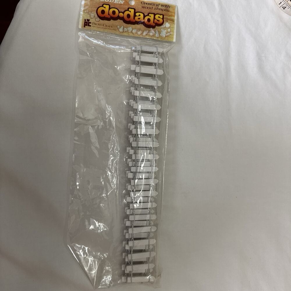 Miniature Dollhouse White Picket Fences 2” Painted Finish By Vintage Craft